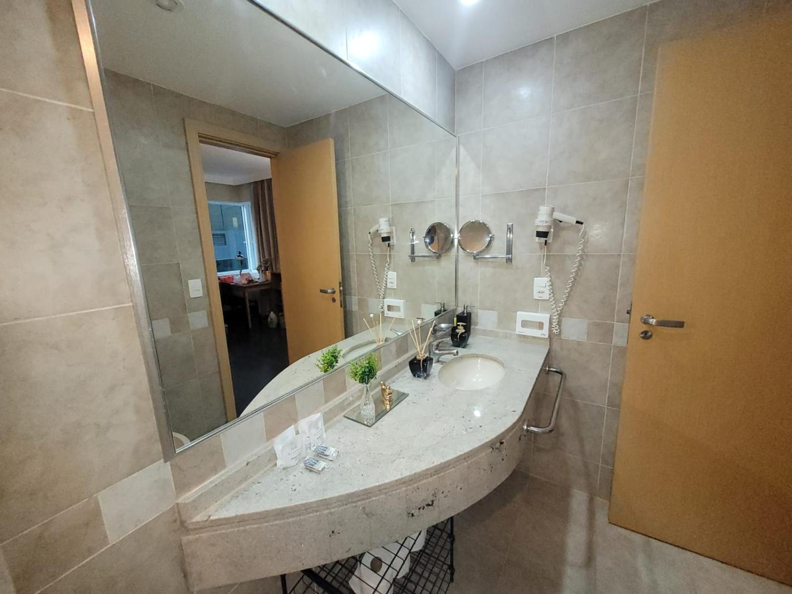 Super Comfort Flats L - Wtc - Com Estacionamento Apartamento *